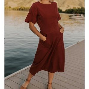 Roolee Ashlynn Midi Dress Maroon size small modest